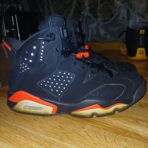 Air Jordan Retro 6